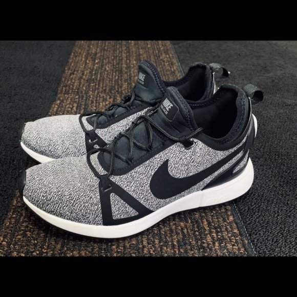 nike duel racer women's